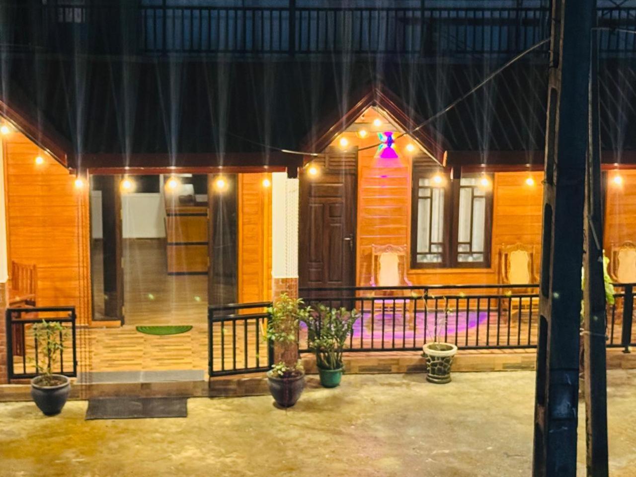 Sun Mount Adams Peak Hotel Nallathanniya Luaran gambar
