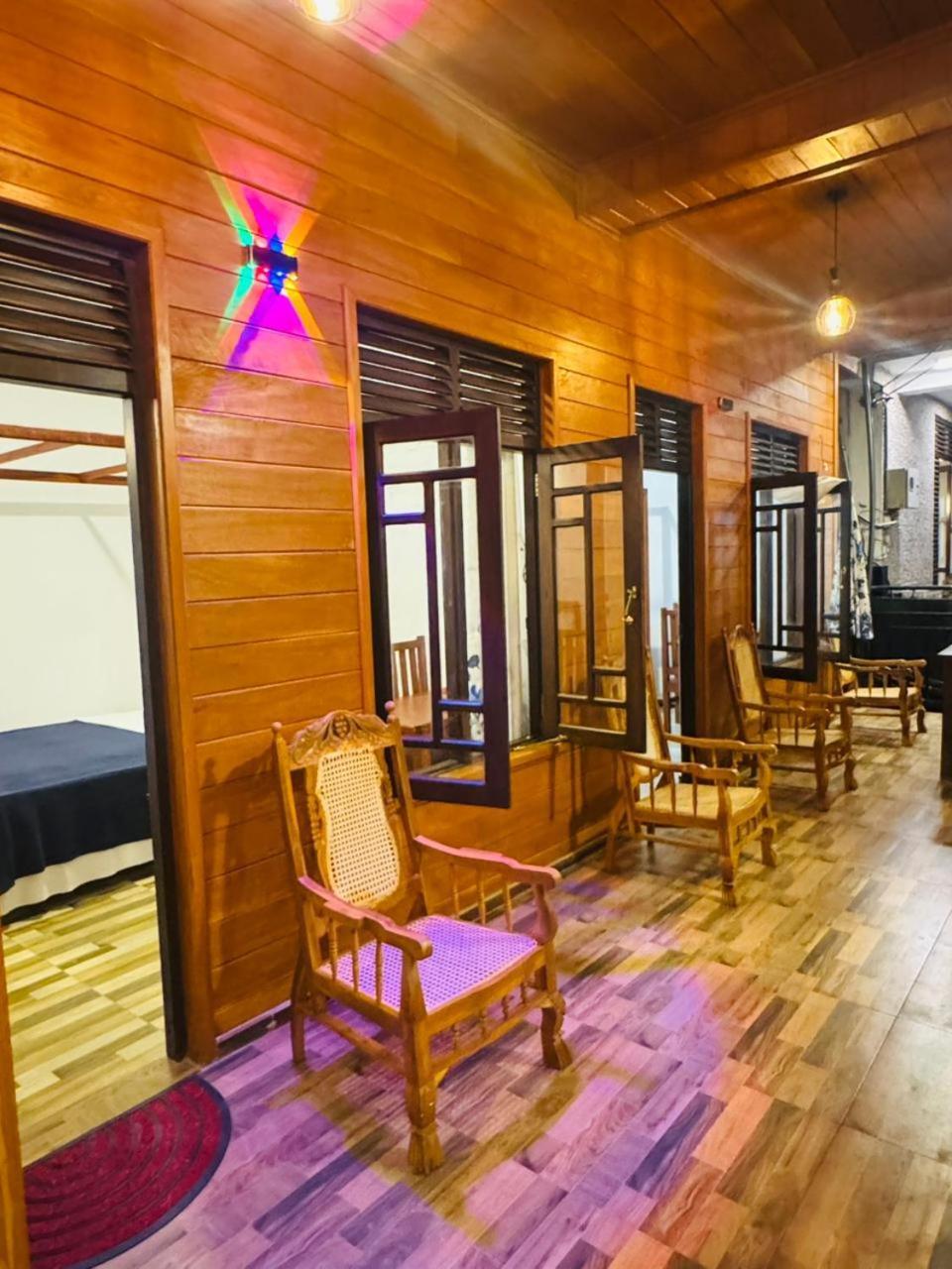 Sun Mount Adams Peak Hotel Nallathanniya Luaran gambar