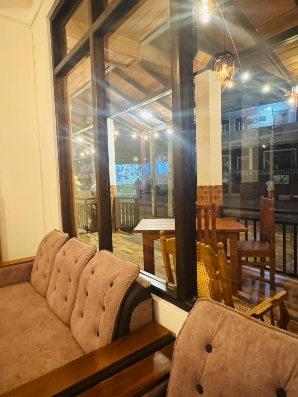 Sun Mount Adams Peak Hotel Nallathanniya Luaran gambar