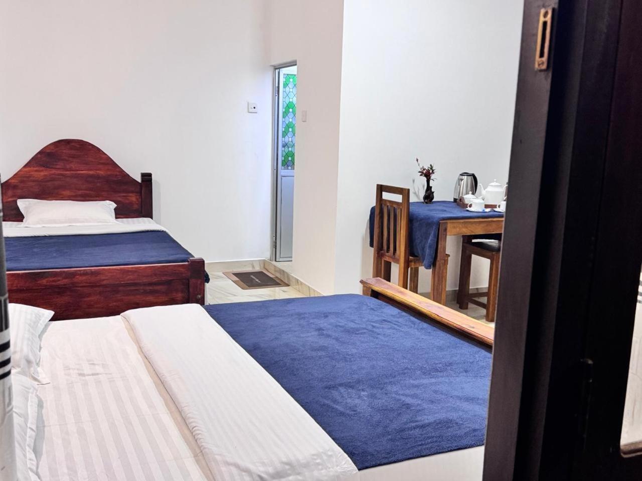 Sun Mount Adams Peak Hotel Nallathanniya Luaran gambar