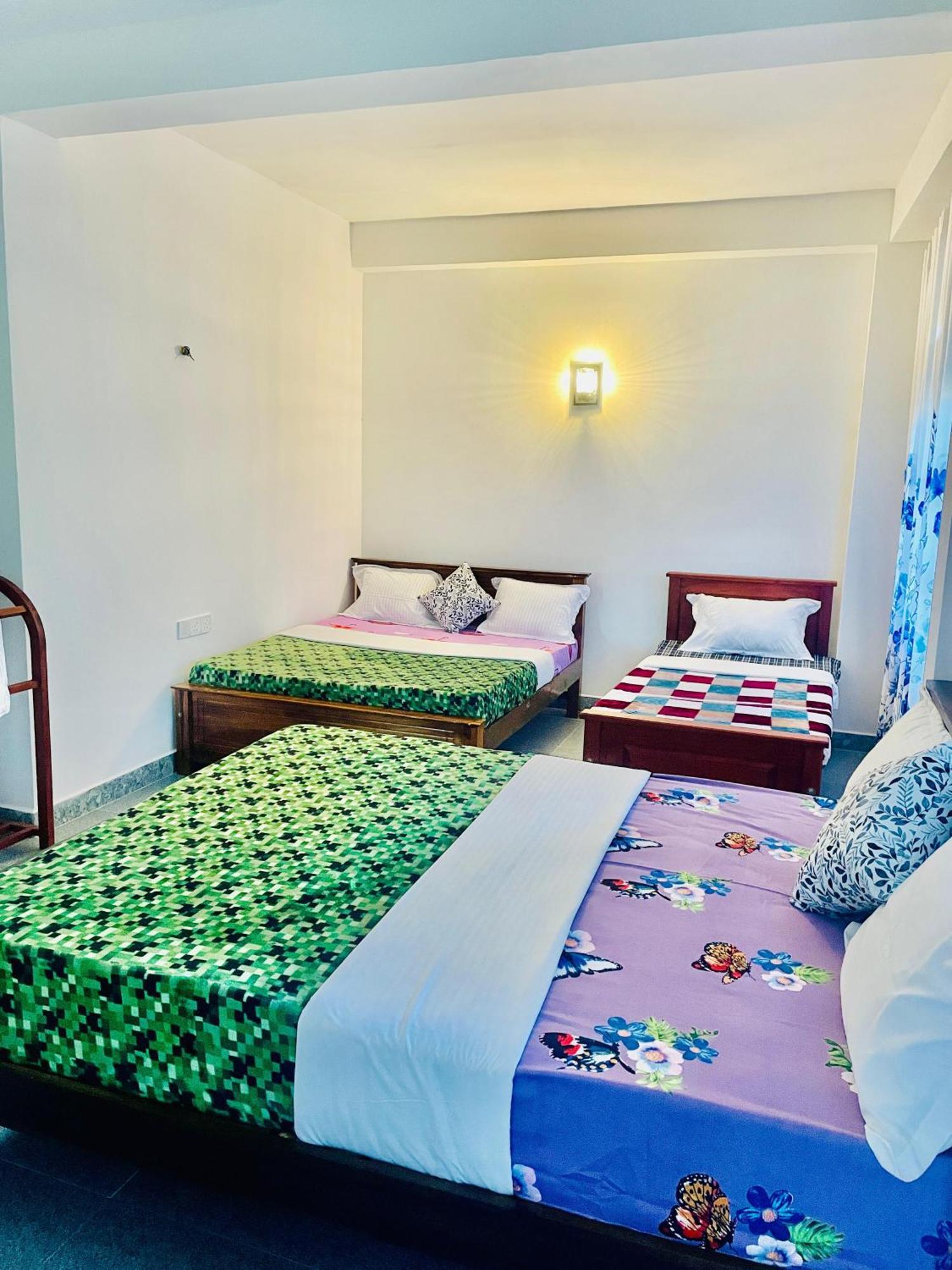 Sun Mount Adams Peak Hotel Nallathanniya Luaran gambar